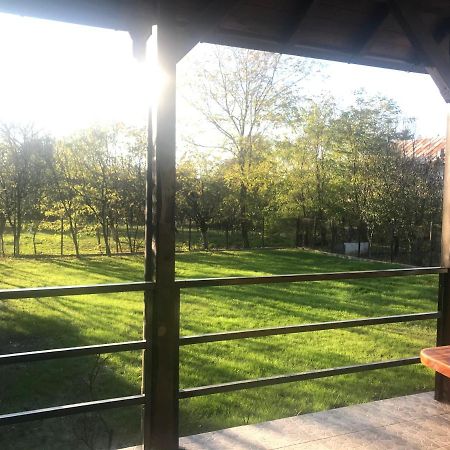 Green Nest Băneşti Esterno foto